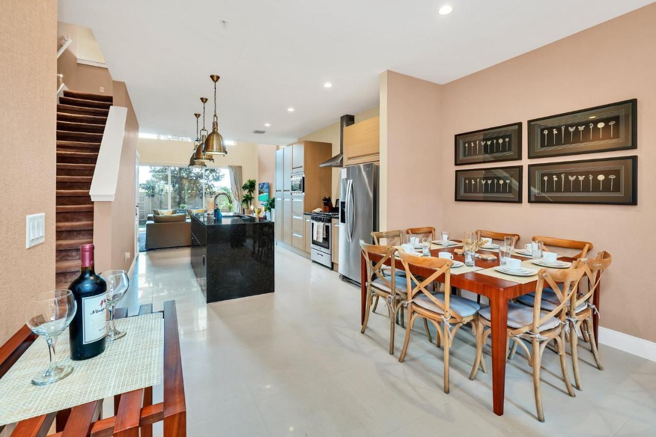 Luxury Villa Less Than A Mile From Disneyworld -Bonus Elevator- Orlando Exteriör bild
