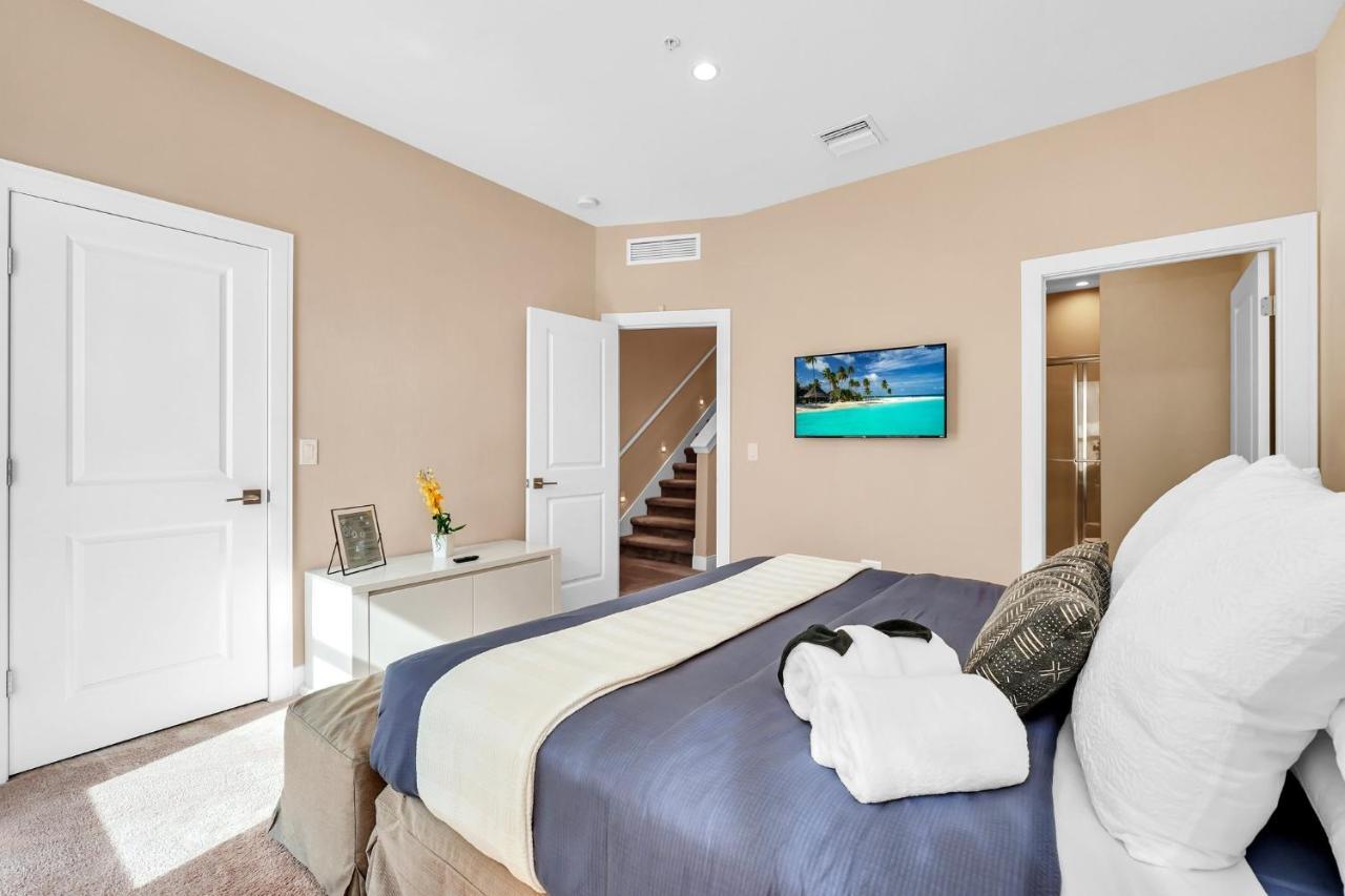 Luxury Villa Less Than A Mile From Disneyworld -Bonus Elevator- Orlando Exteriör bild