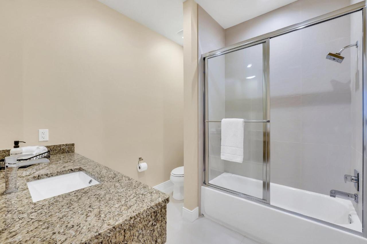 Luxury Villa Less Than A Mile From Disneyworld -Bonus Elevator- Orlando Exteriör bild